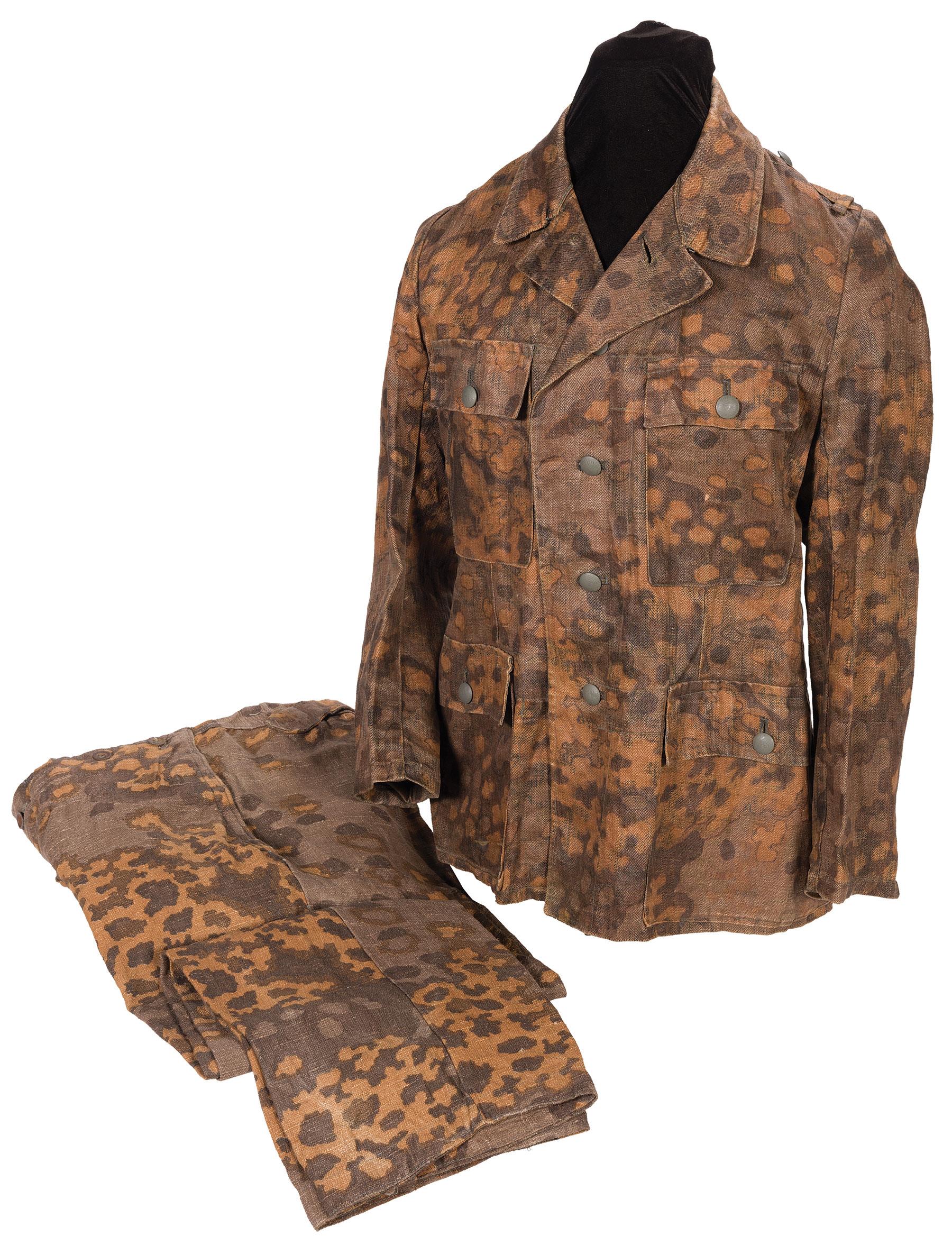 Late WWII WaffenSS Oak Leaf Camouflage Uniform Set